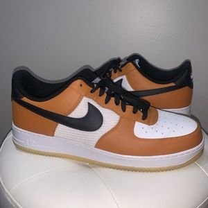 NIKE Air Force 1 Low